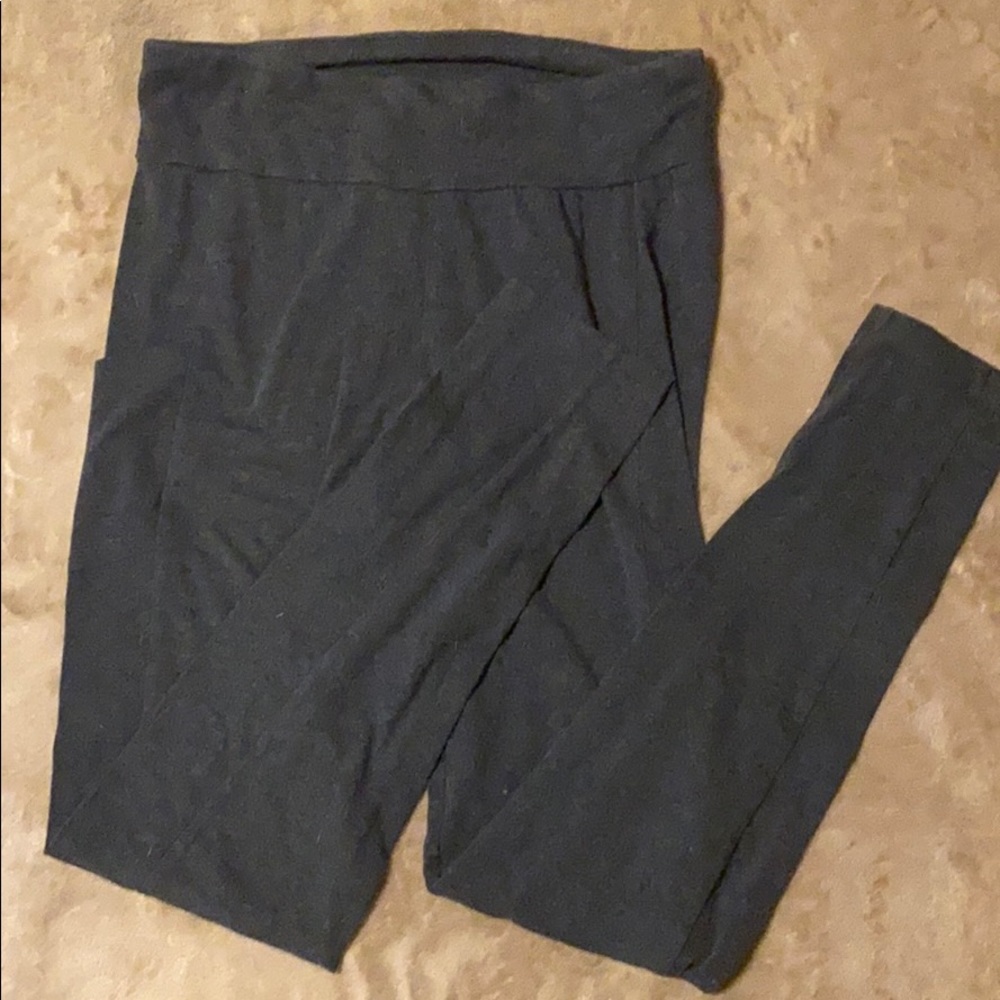 Gray leggings